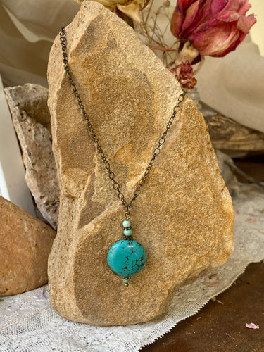 Turquoise & Tiny Bead Short Necklace